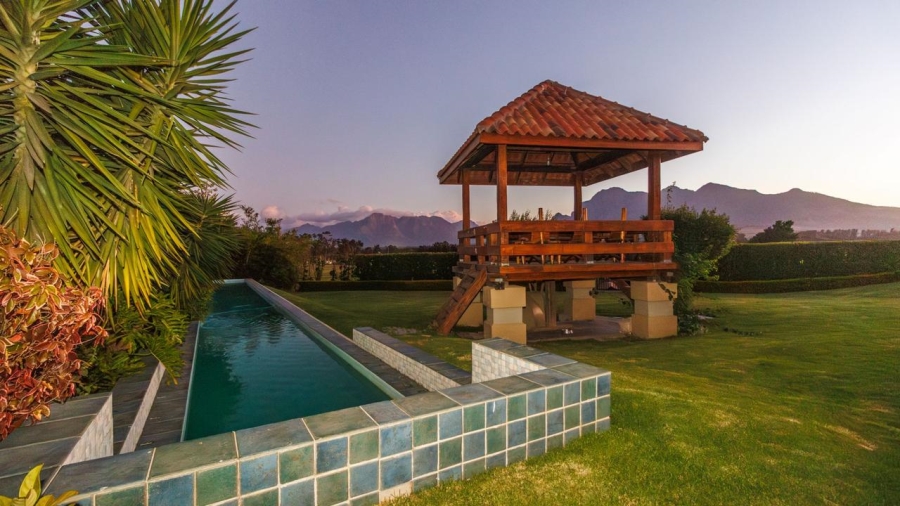 5 Bedroom Property for Sale in Winelands Western Cape